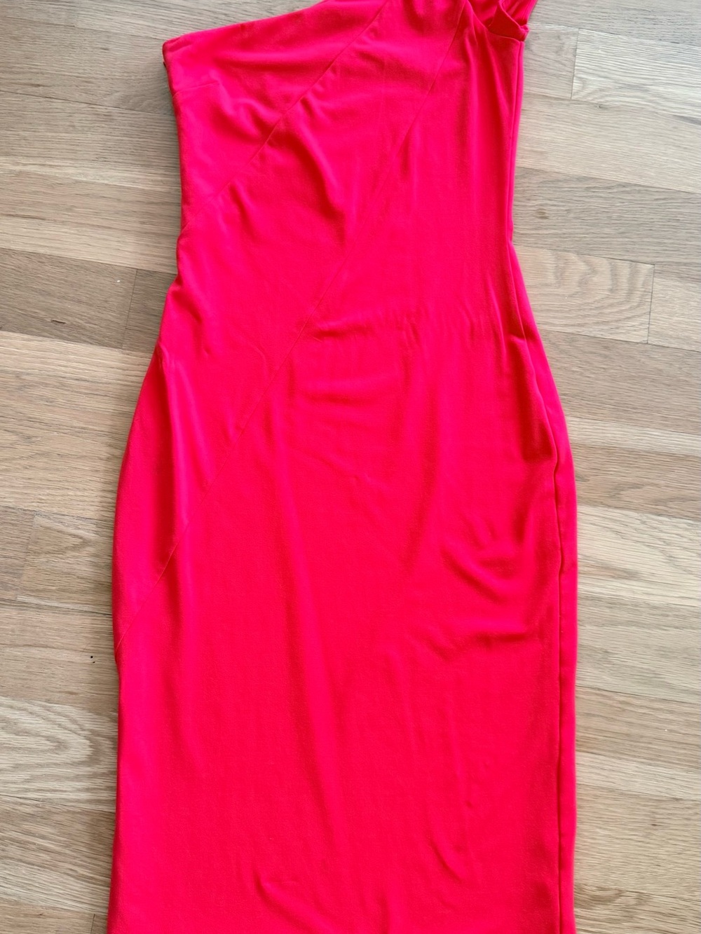 bebe One-Shoulder Bodycon Dress in Hot Pink